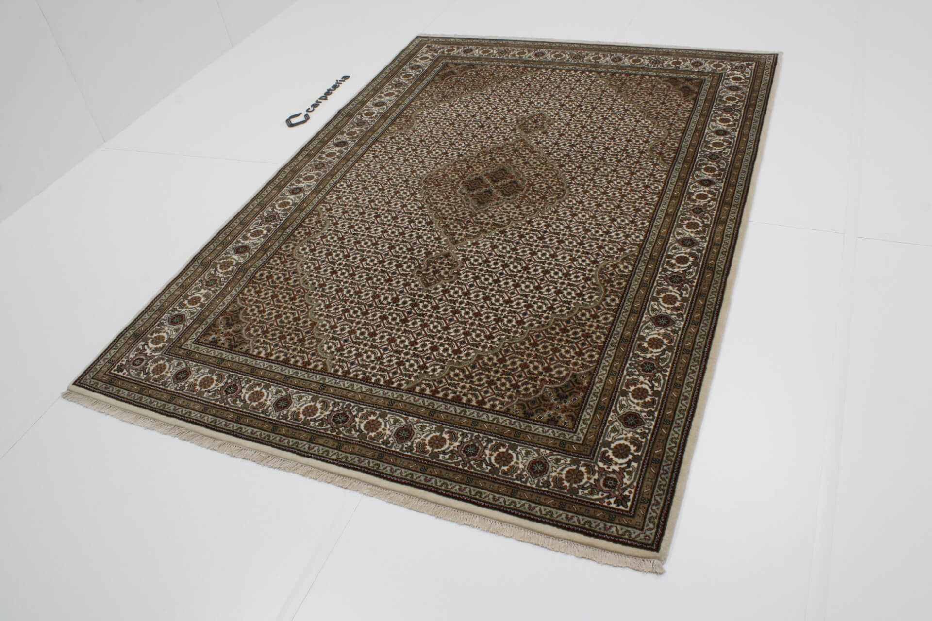 Tabriz Exclusive