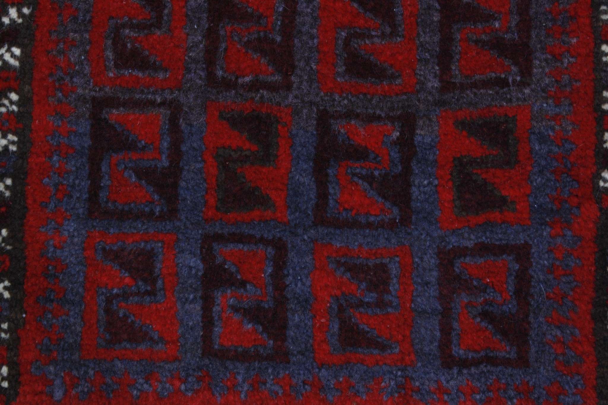 Bolesht Semi-antique