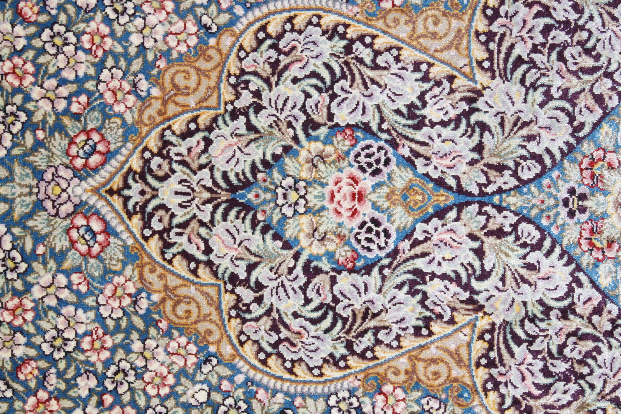 Persian rug Ghom Silk Royal