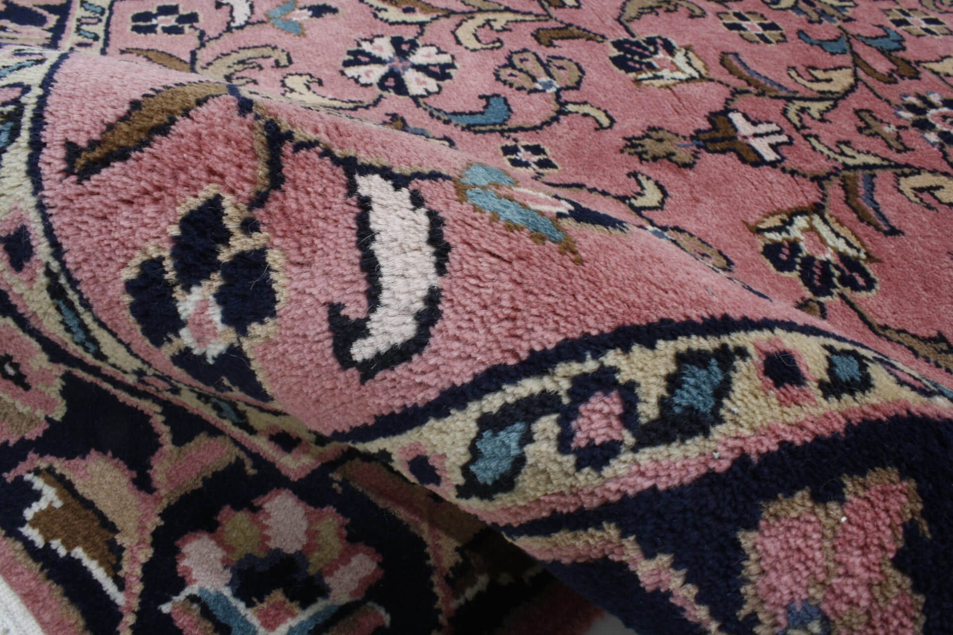 Bidjar Exclusive