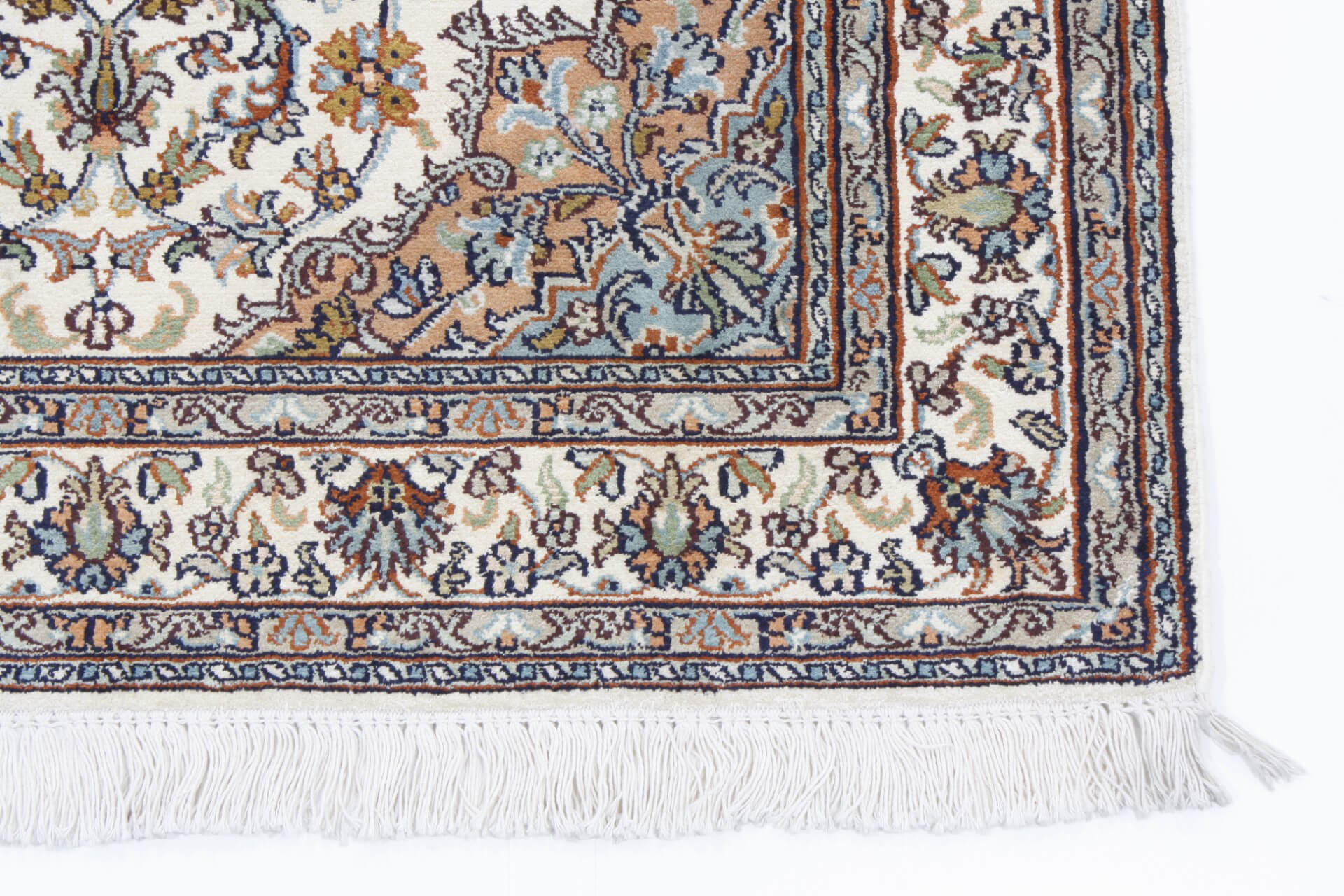 Kashmir Silk Exclusive