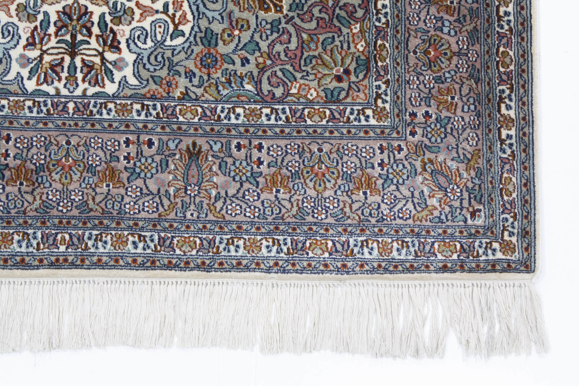 Kashmir Silk Royal