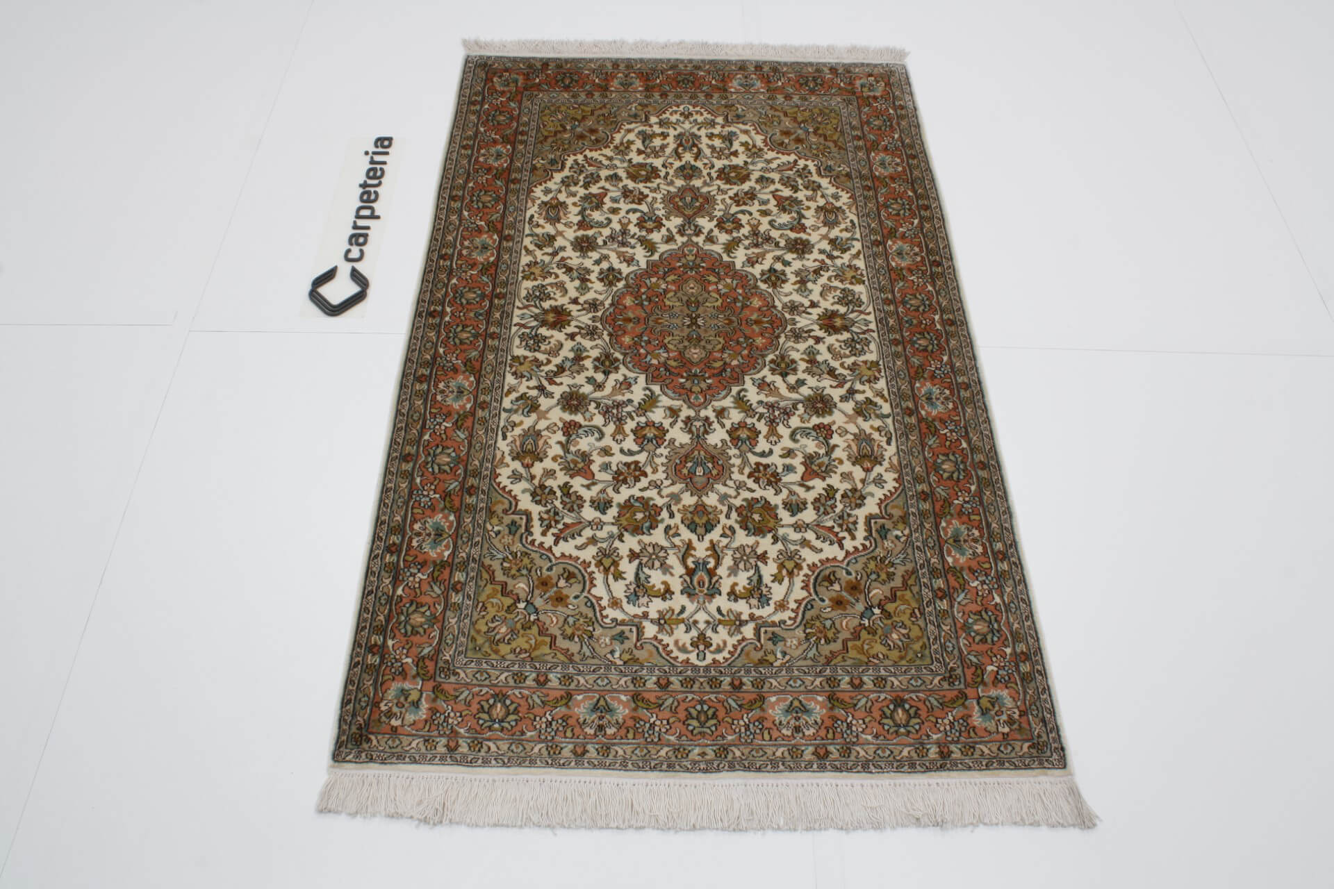 Kashmir Silk Exclusive