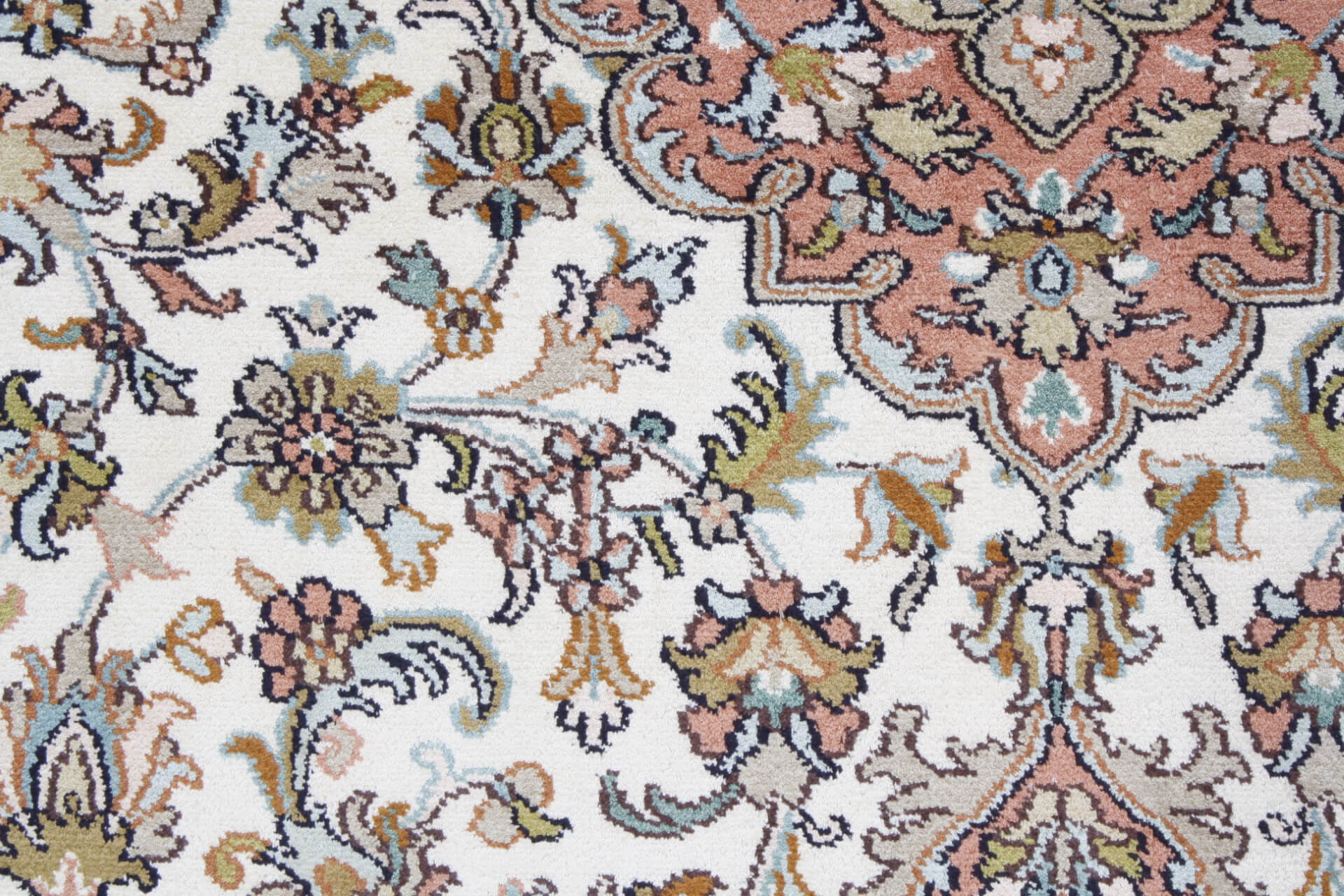 Kashmir Silk Exclusive