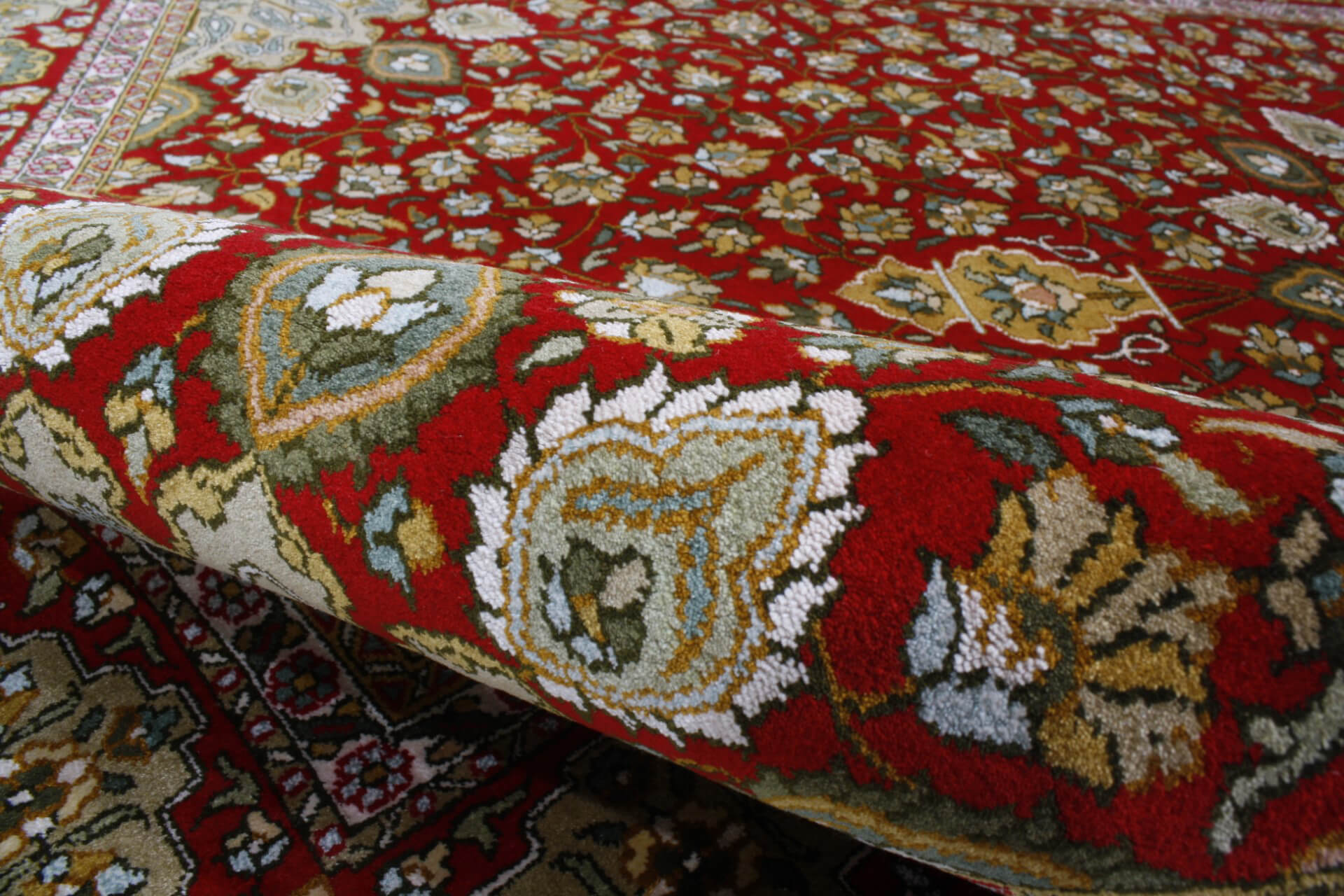 Kashmir Silk Royal
