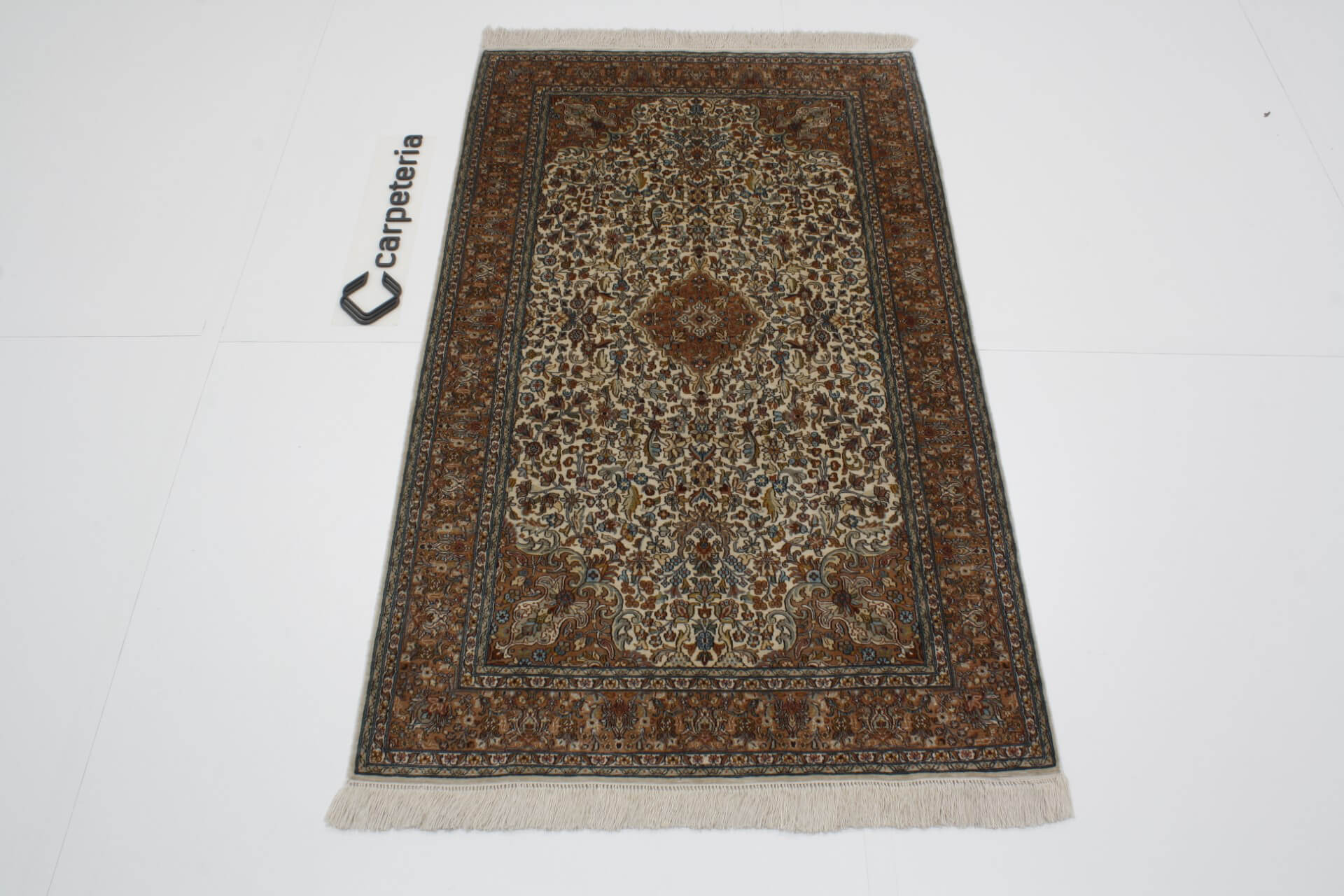 Kashmir Silk Royal