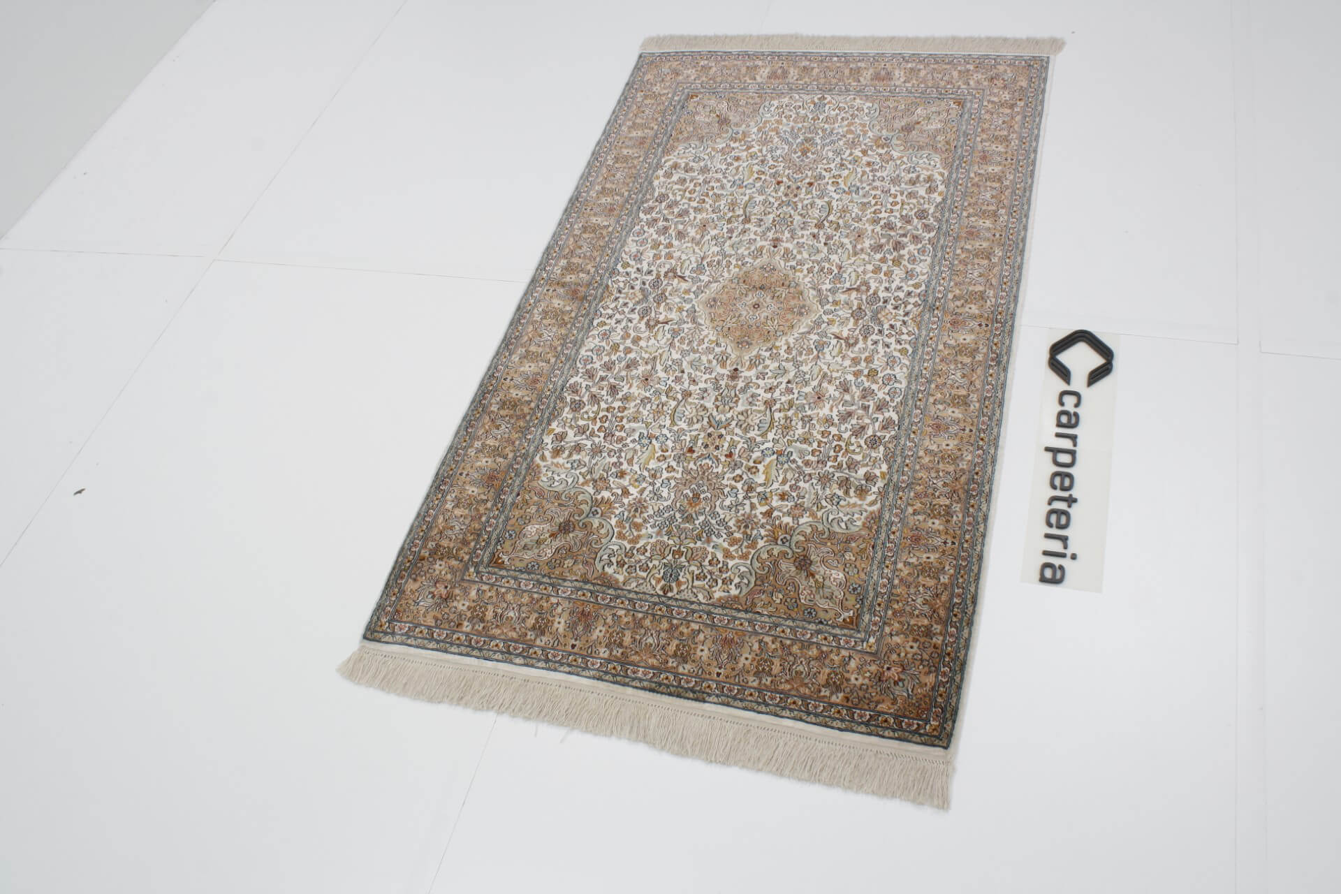 Kashmir Silk Royal