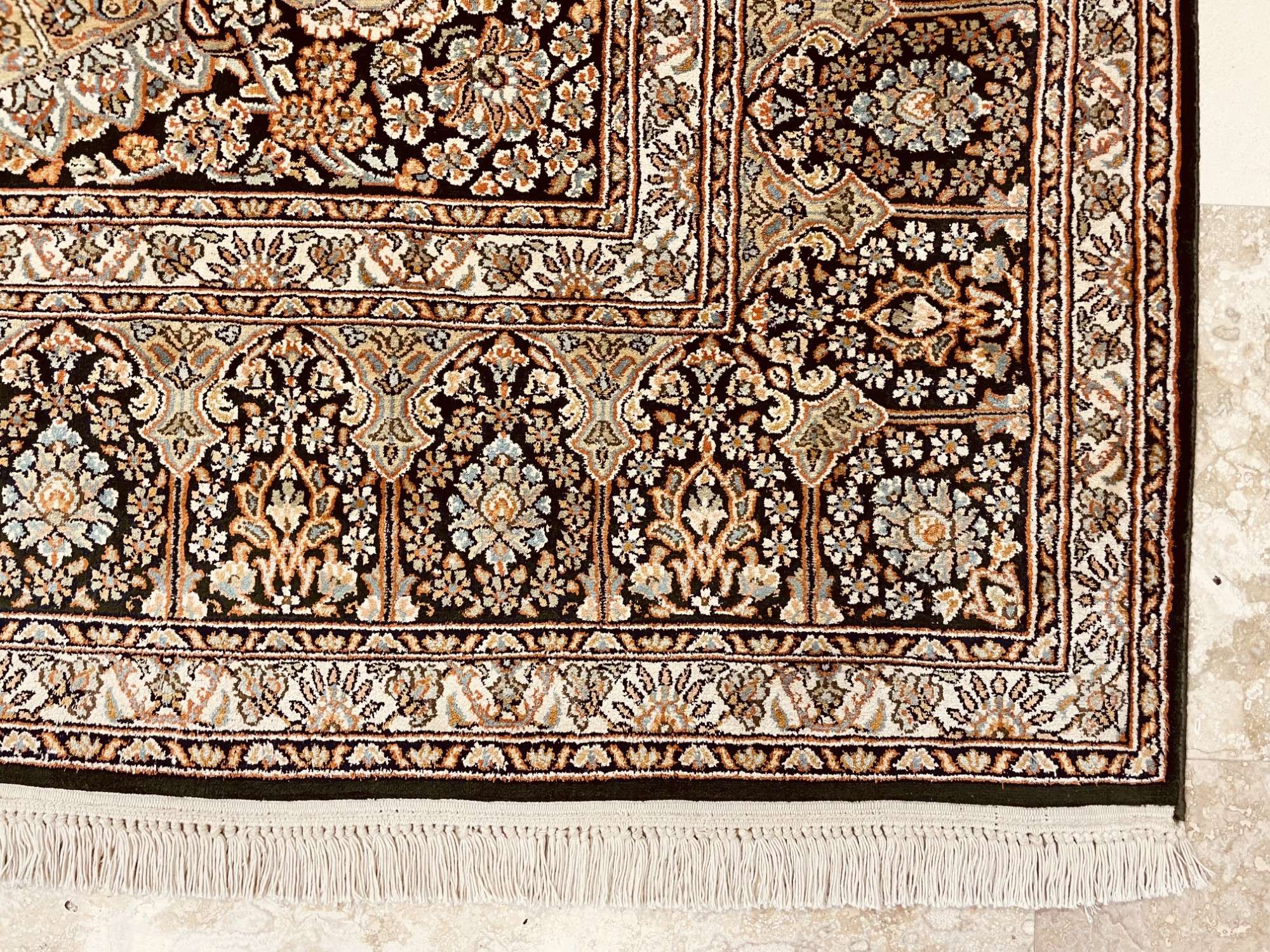 Kashmir Silk Exclusive