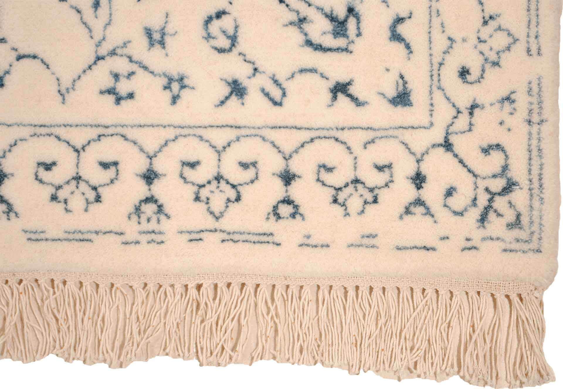 Ikat Exclusive