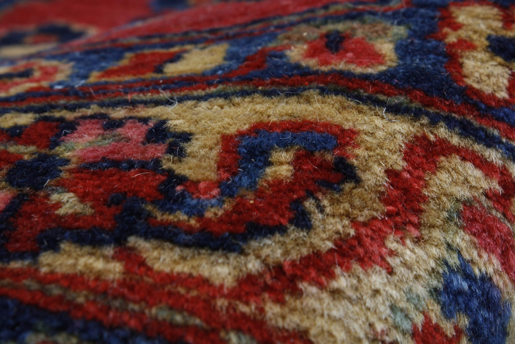 Sarough Antique