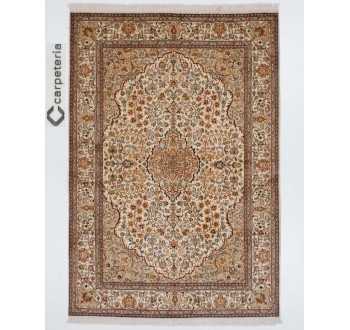 Kashmir Silk Exclusive