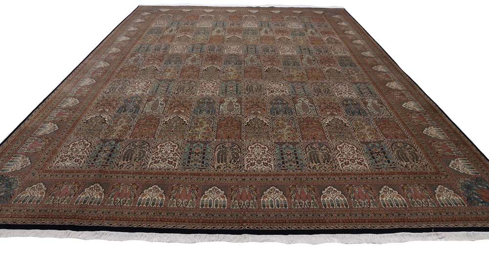 Oriental rug Qom