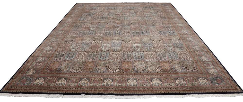 Oriental rug Qom