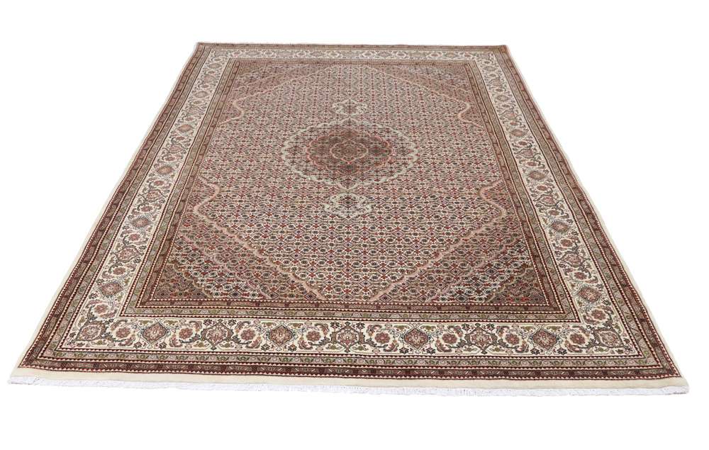 Oriental rug Tabriz