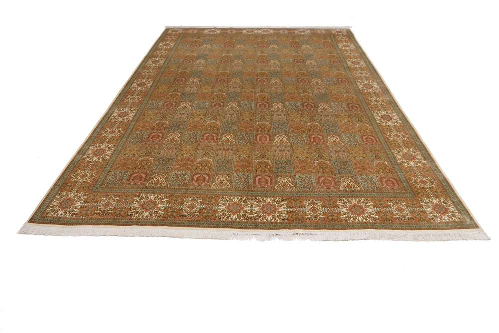 Oriental rug Kashmir