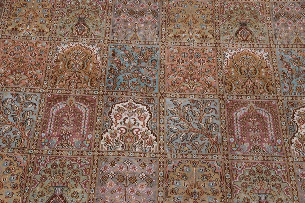 Oriental rug Kashmir