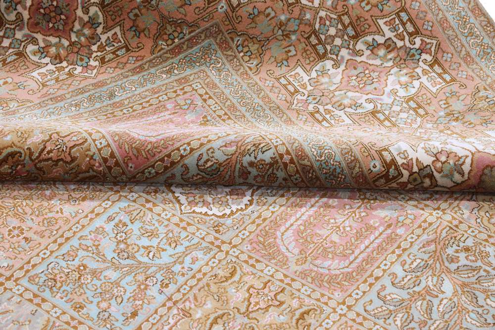 Oriental rug Kashmir