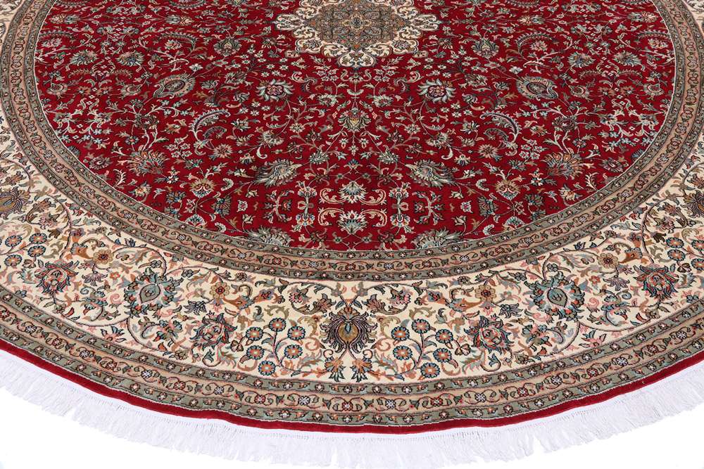 Oriental rug Kashmir