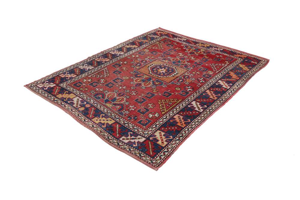 Persian rug Gochan