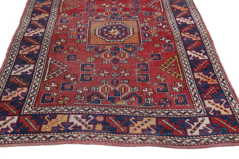 Persian rug Gochan
