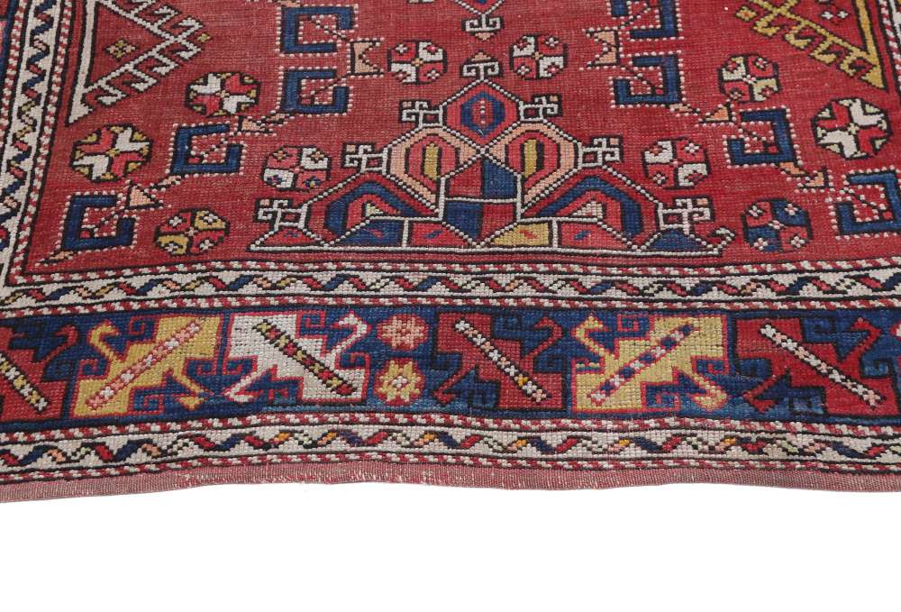 Persian rug Gochan