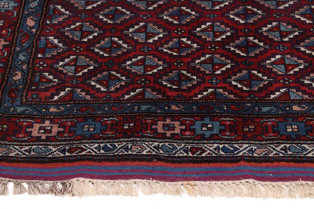 Persian rug Gochan