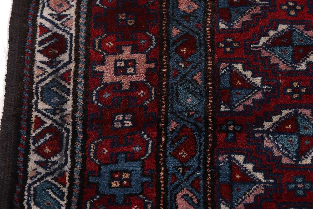 Persian rug Gochan