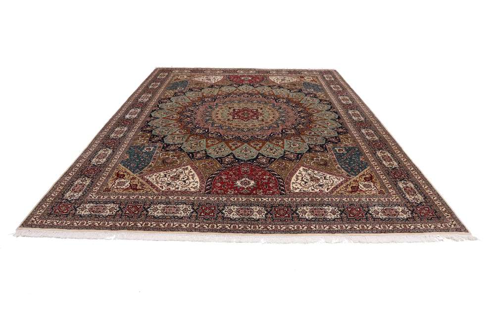 Oriental rug Kashmir