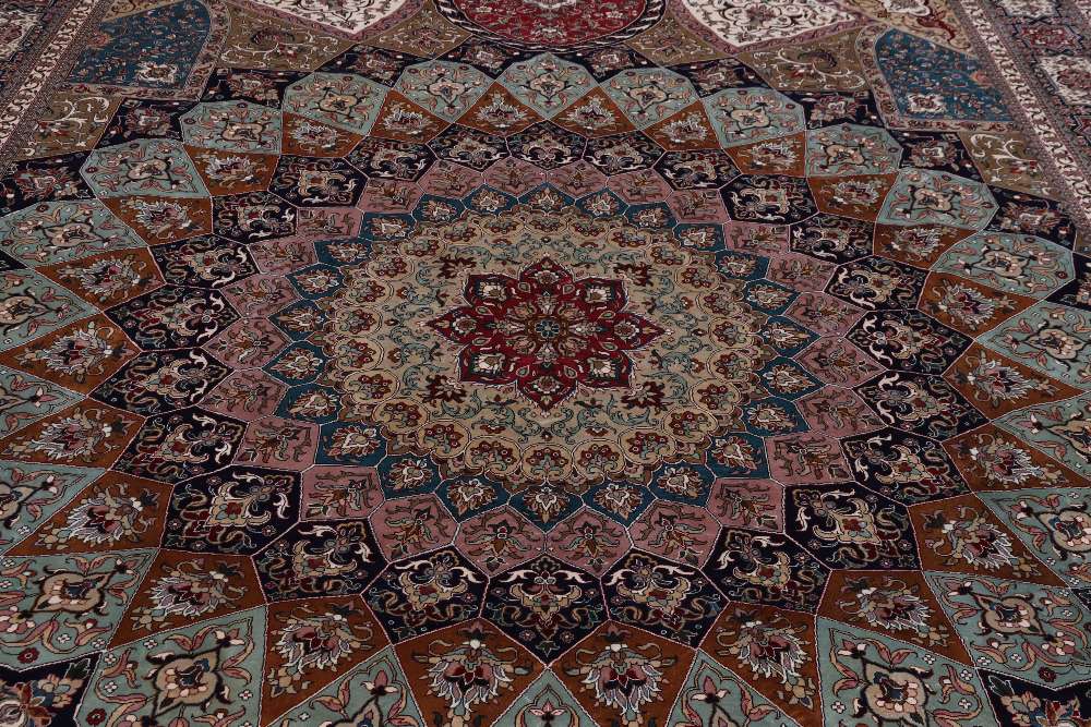 Oriental rug Kashmir