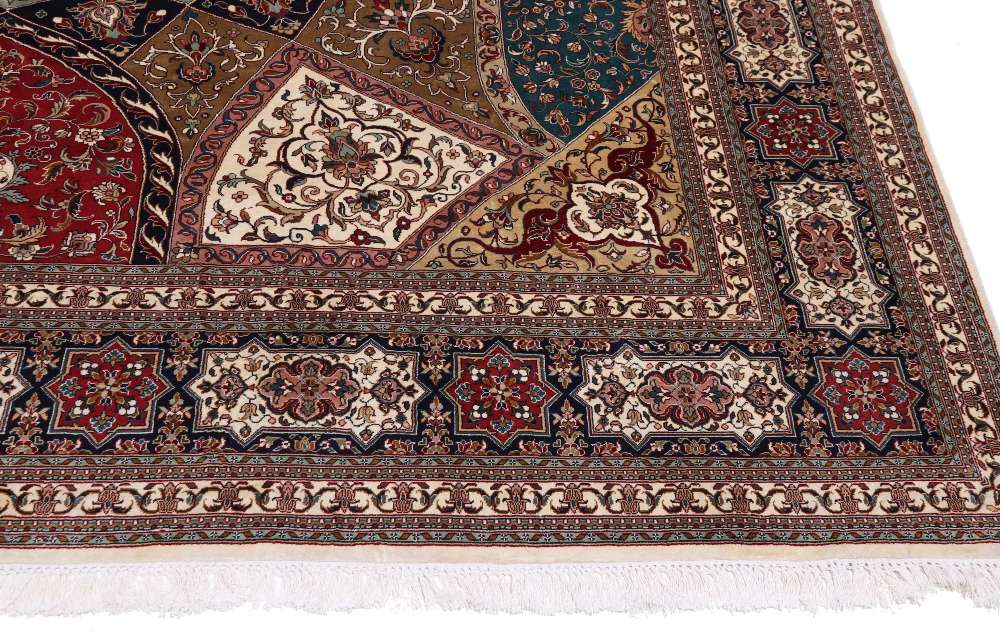 Oriental rug Kashmir