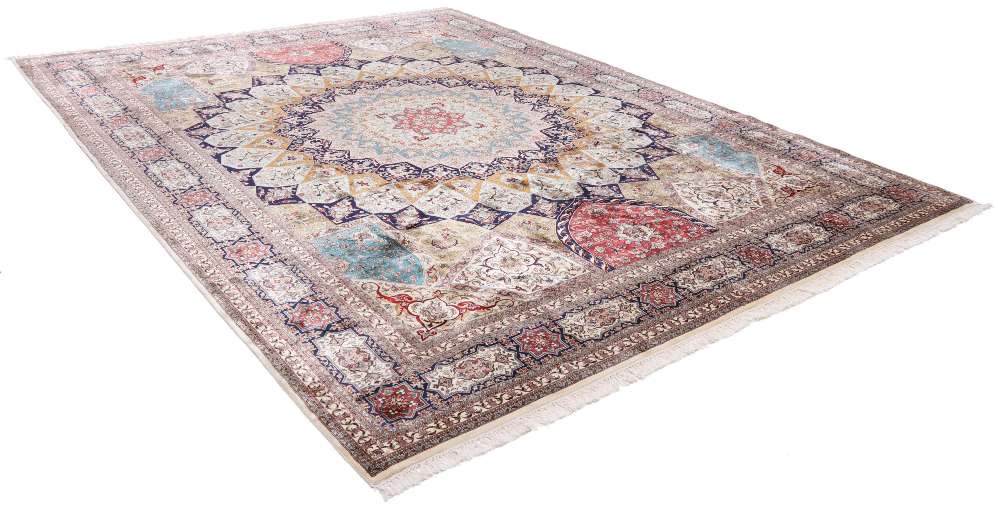 Oriental rug Kashmir