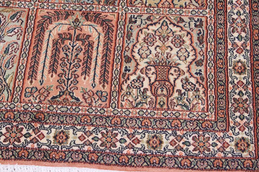 Oriental rug Kashmir