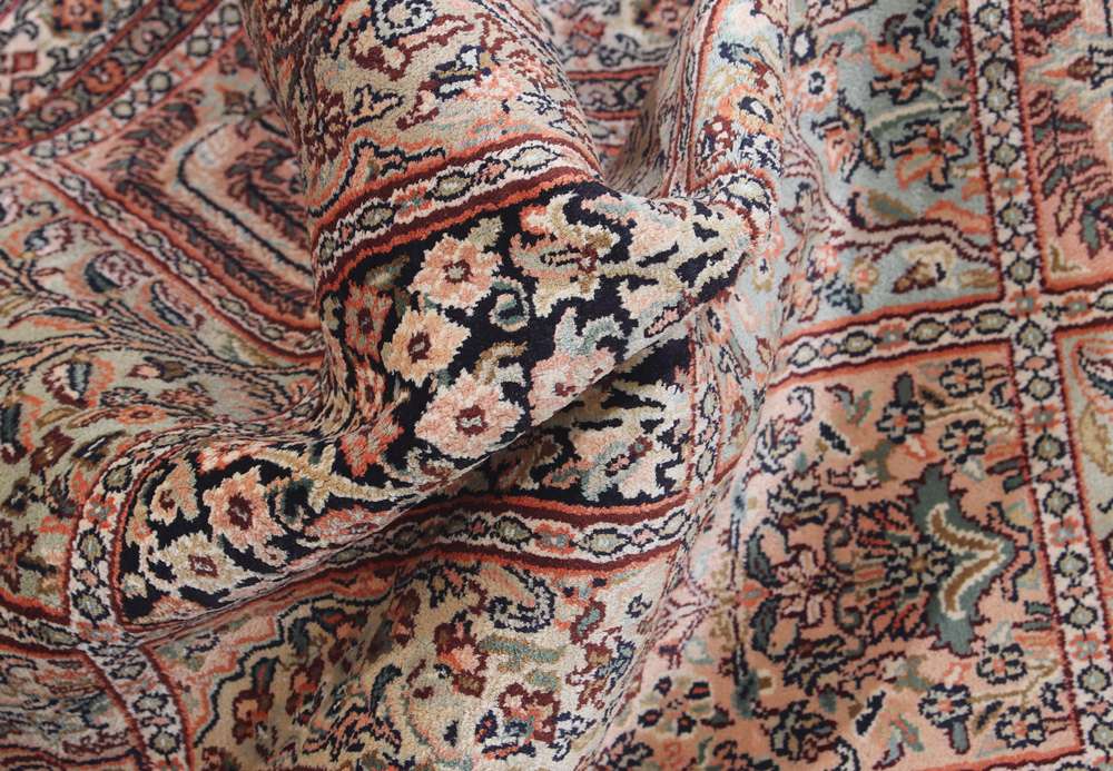 Oriental rug Kashmir