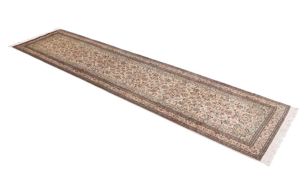 Oriental rug Kashmir