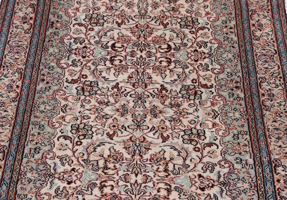 Oriental rug Kashmir