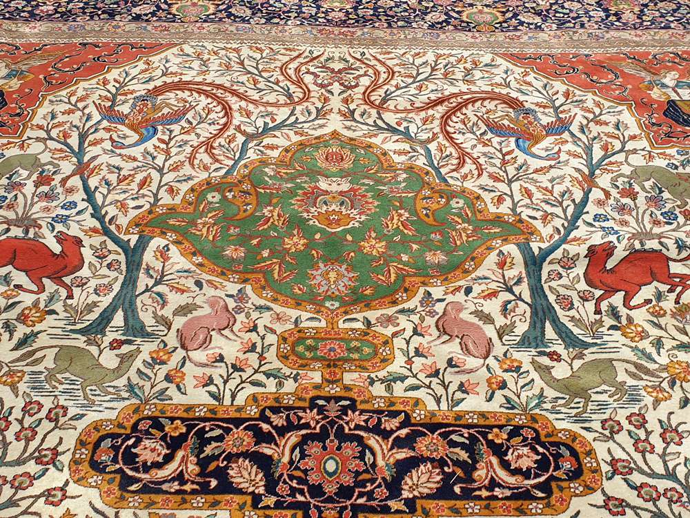 Oriental rug Tabriz