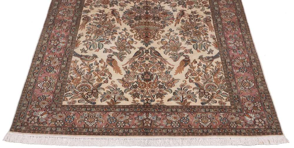 Oriental rug Kashmir