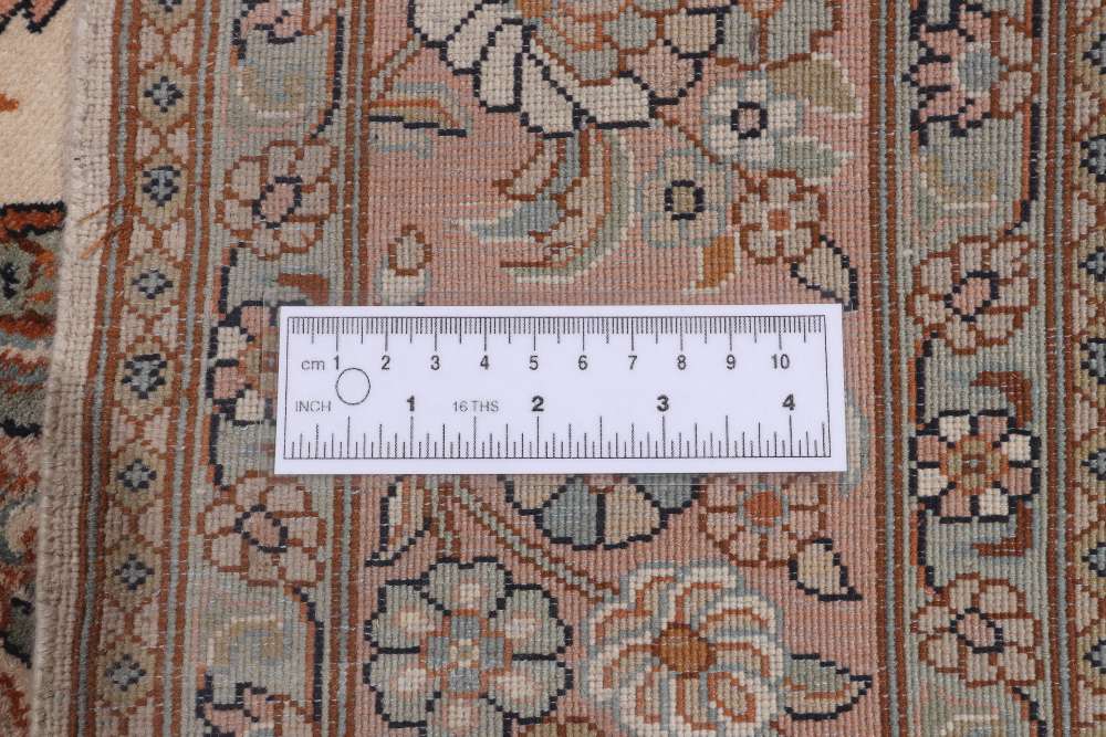Oriental rug Kashmir