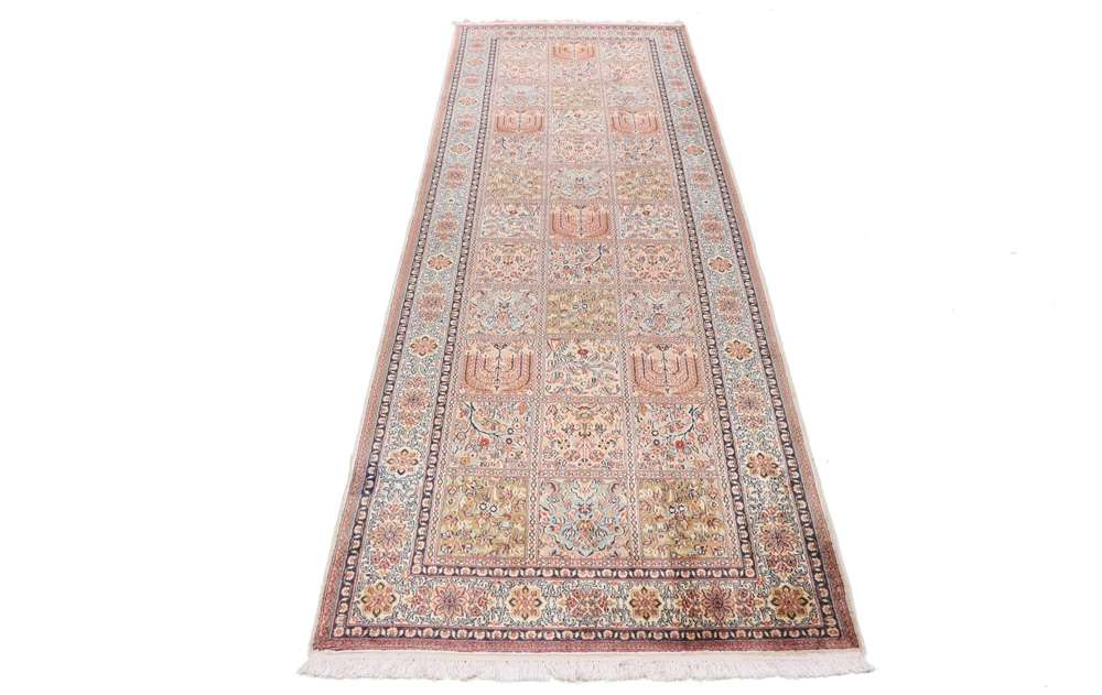 Oriental rug Kashmir