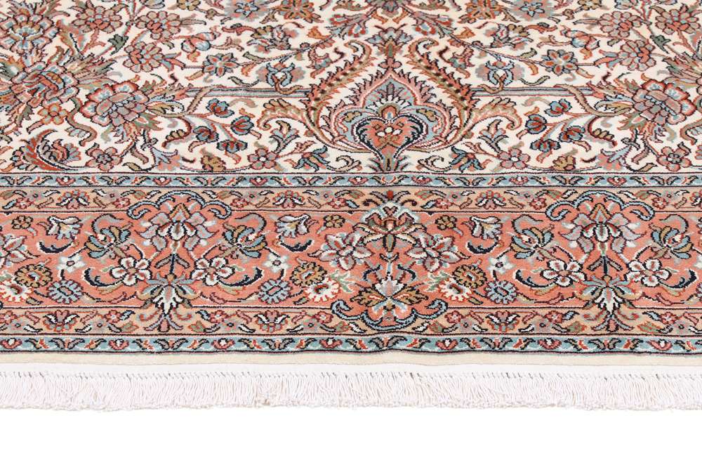 Oriental rug Kashmir