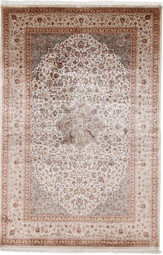 Oriental rug Kashmir