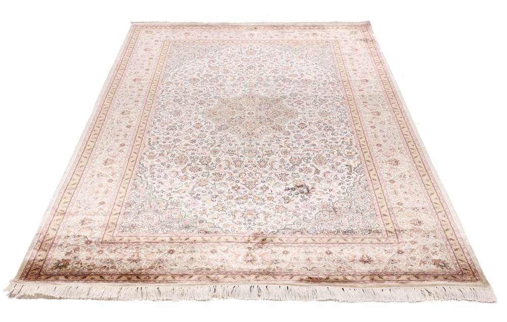 Oriental rug Kashmir