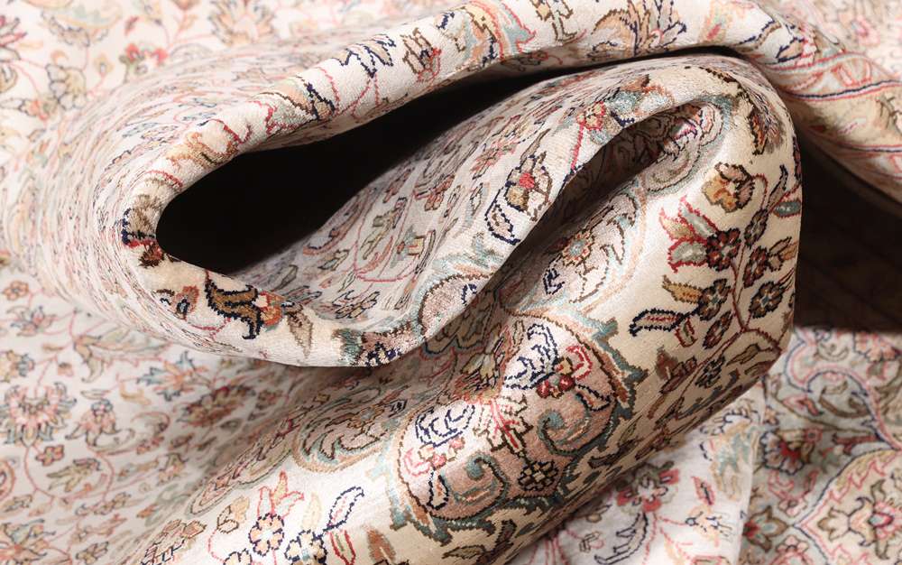 Oriental rug Kashmir