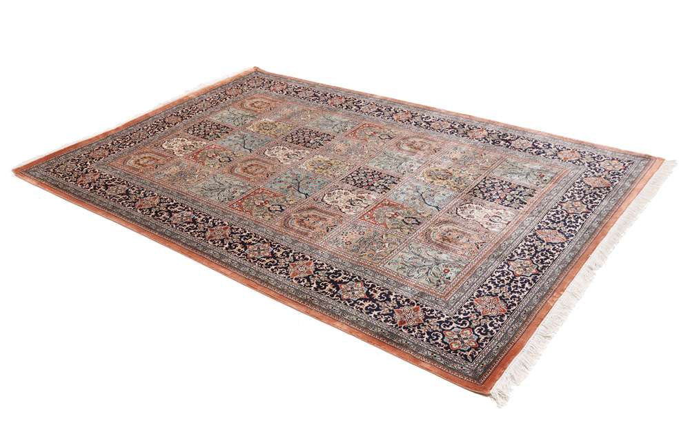 Oriental rug Kashmir