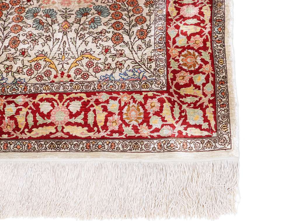 Oriental rug Hereke