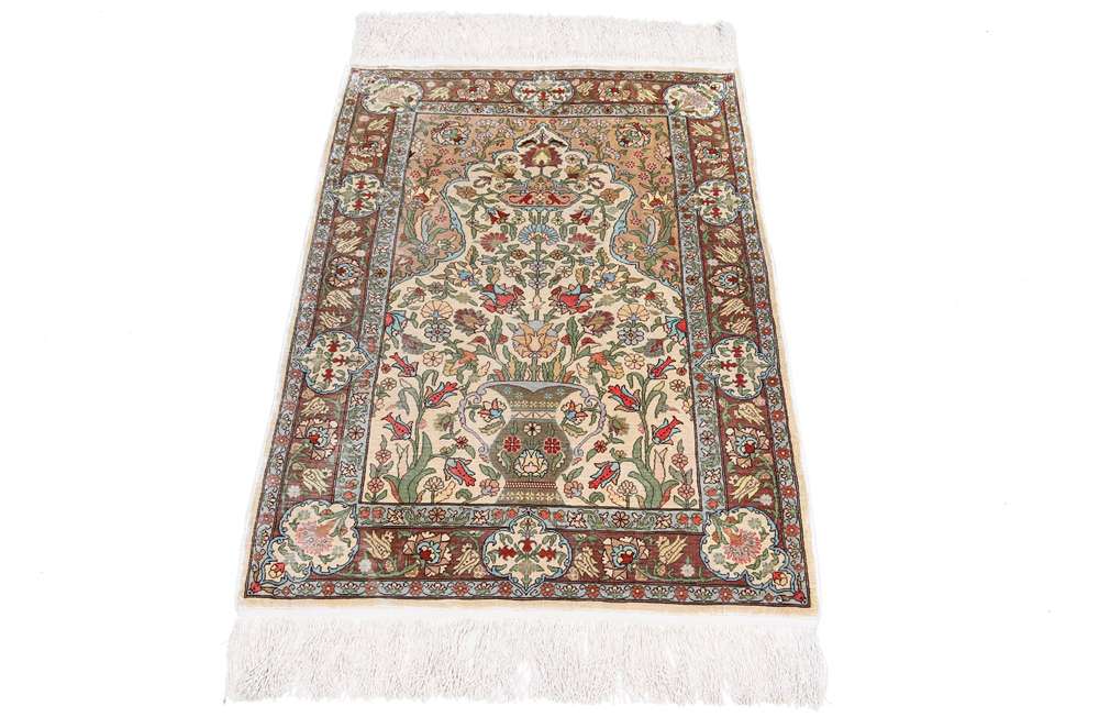 Oriental rug Hereke