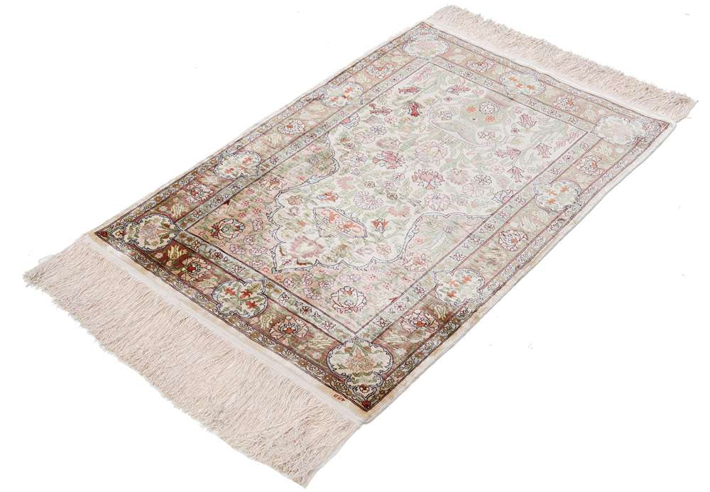 Oriental rug Hereke