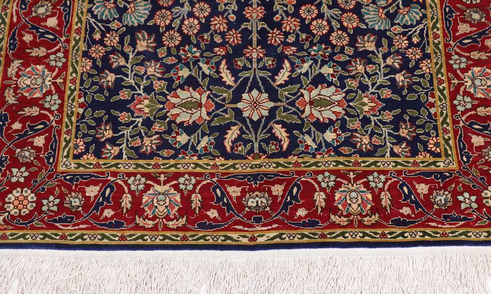 Oriental rug Hereke