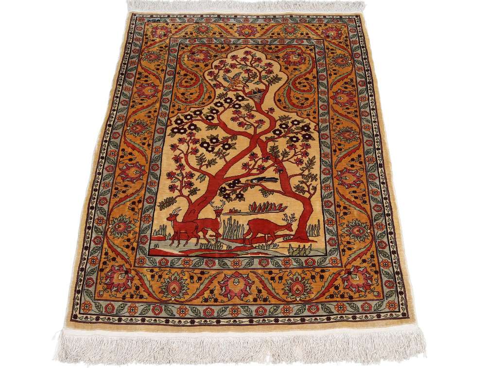 Oriental rug Hereke