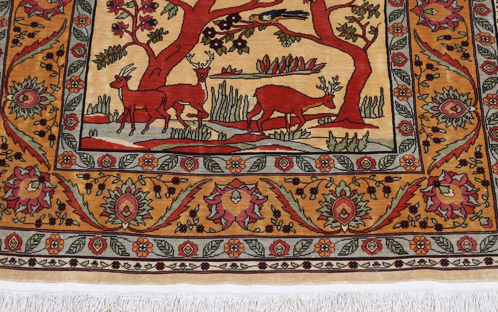 Oriental rug Hereke